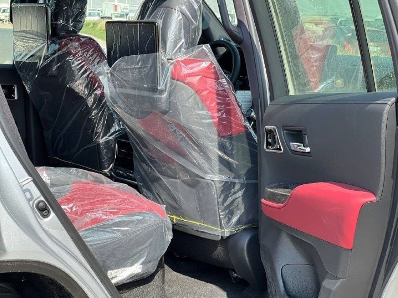 Toyota Land Cruiser VXR 3.3L DSL A/T // 2025 // FULL OPTION WITH RADAR , 360 CAMERA , LEATHER & POWER & COOLING SEATS //