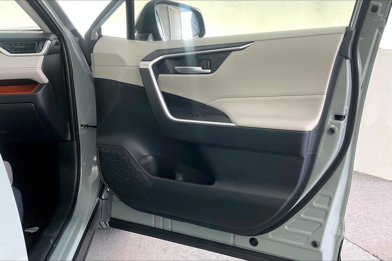 تويوتا راف ٤ Adventure | شامل الضمان | 0 ﺪﻔﻋﺓ ﺃﻮﻟﻯ