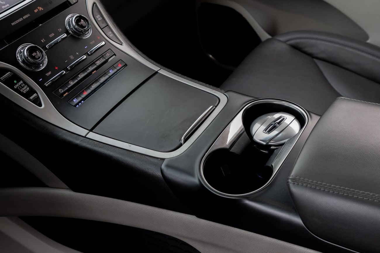 لينكولن ناوتيلوس RESERVE I I 2.7L AWD | 1,587 P.M | 0% Downpayment | WARRANTY