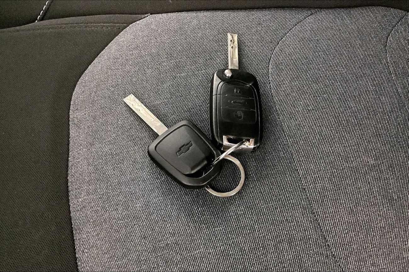 Chevrolet Captiva LS | National Day Celebration | Guaranteed Warranty | 0 Down Payment