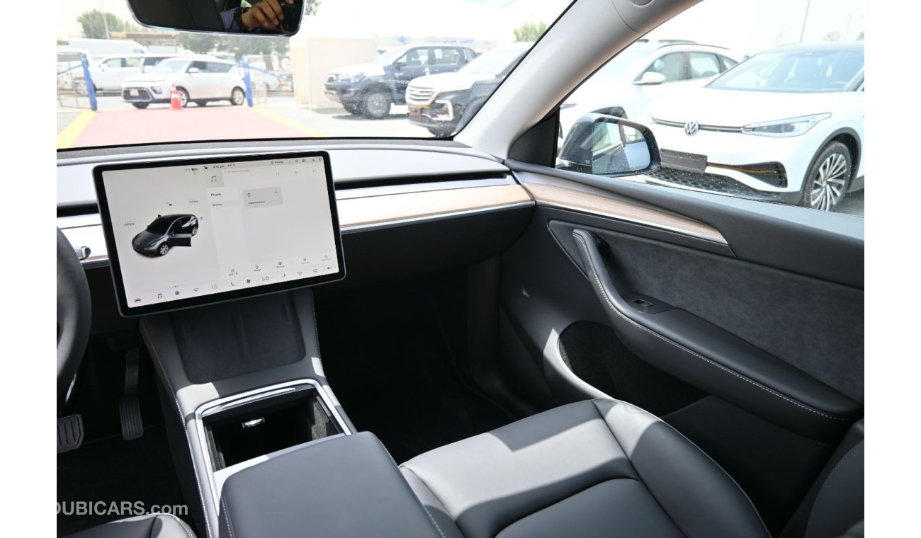 تيسلا موديل Y Tesla Model Y 2022 سيارة كهربائية بالكامل ، طيار آلي ، كاميرا 360 ، رمادي ، 19 بوصة سبيكة ،