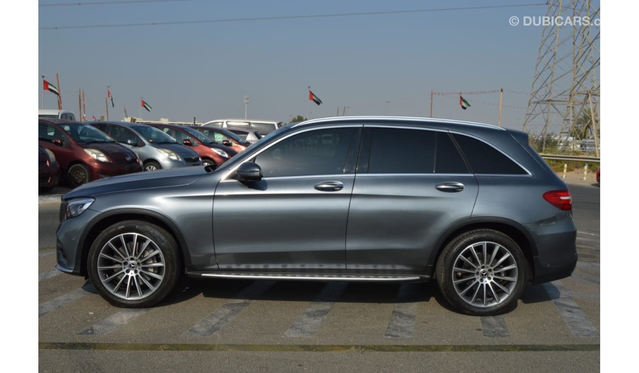 مرسيدس بنز GLC 250 Right hand drive Full option Clean Car