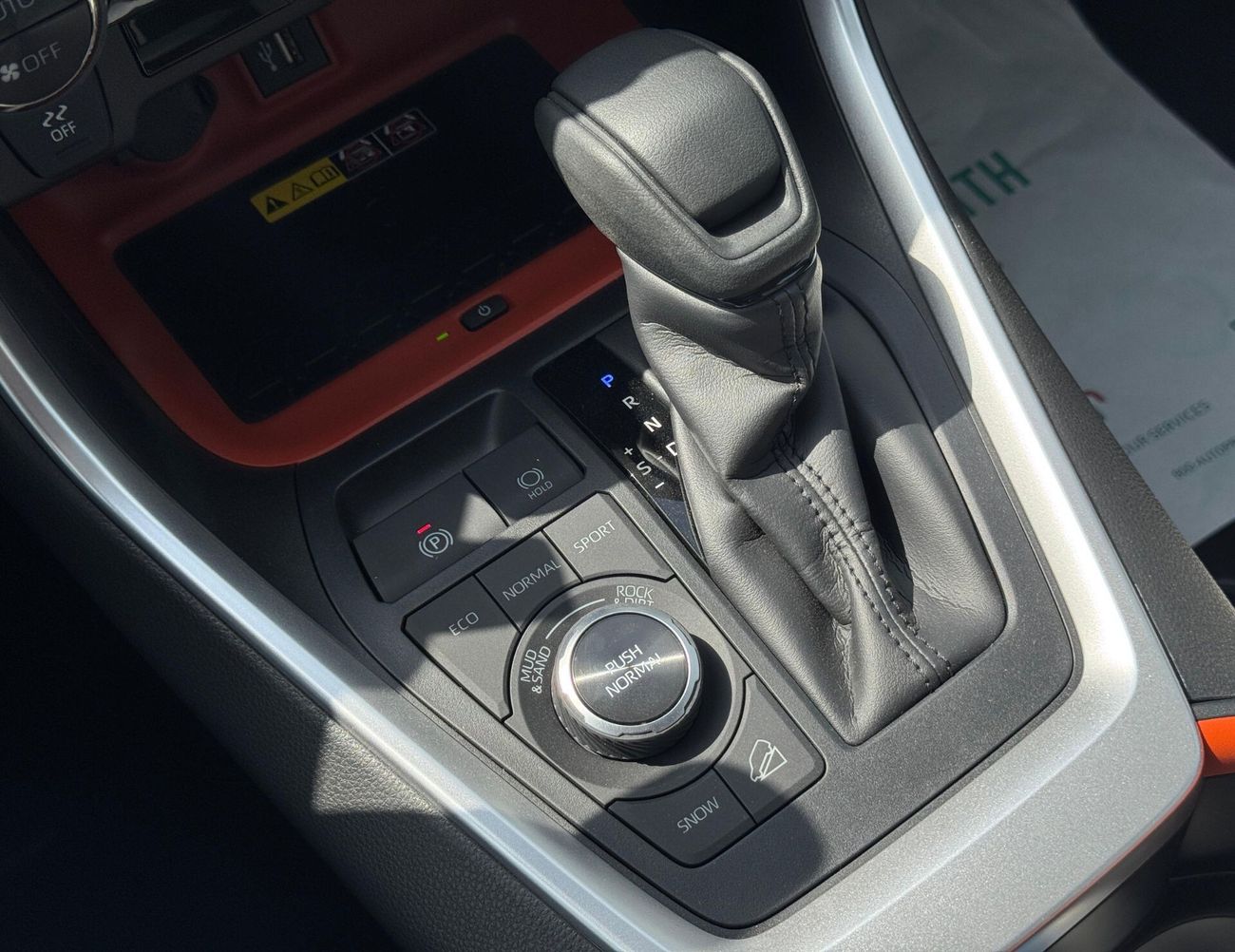 تويوتا راف ٤ Adventure | Full Option 2.5L | 4WD With Panoramic Roof | Driver Power Seat  (CODE #  69054)