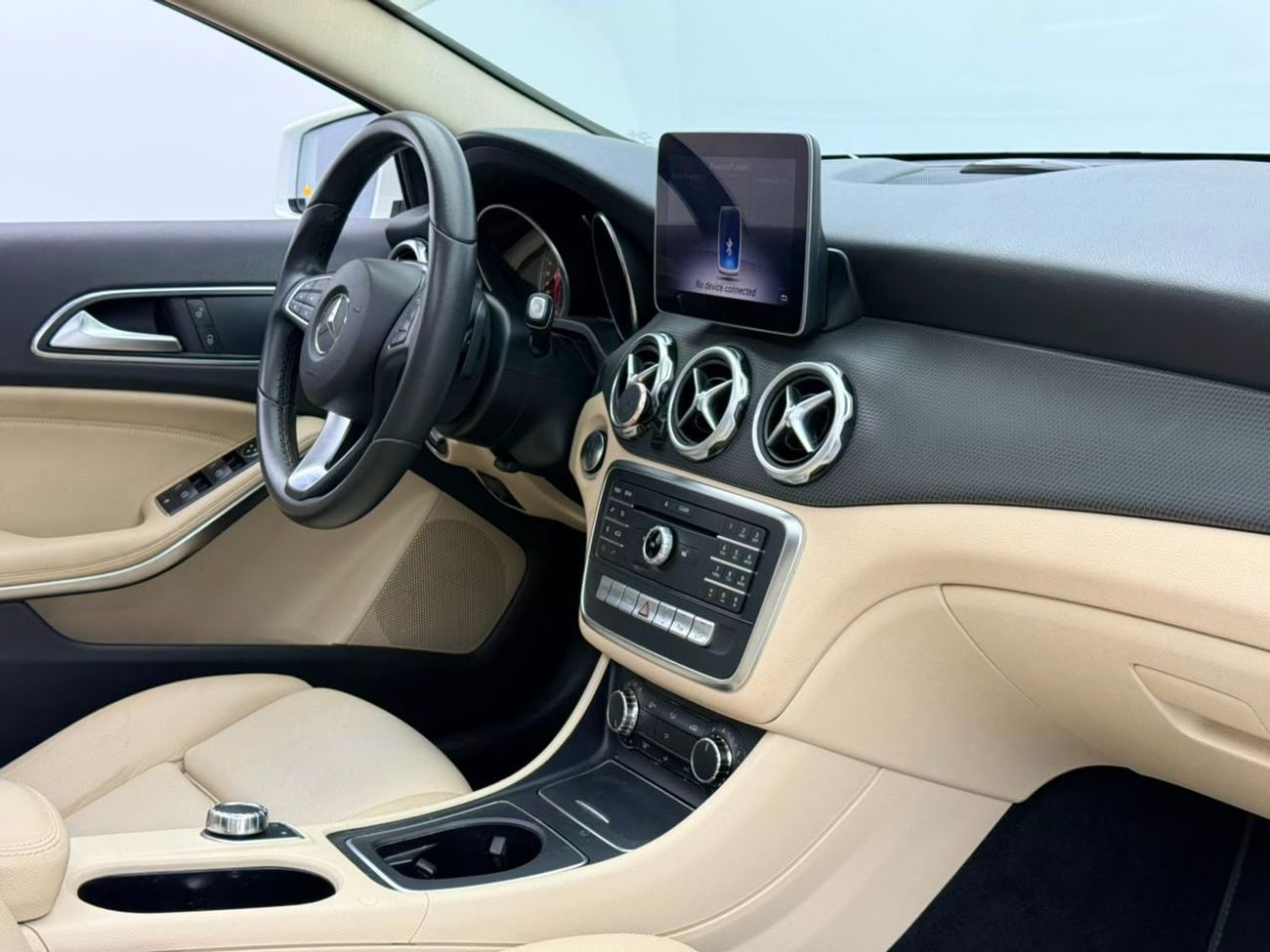 Mercedes Benz GLA220 2018 Mercedes Benz GLA220 4MATIC, Service History, Fully Loaded, Excellent Condition, GCC