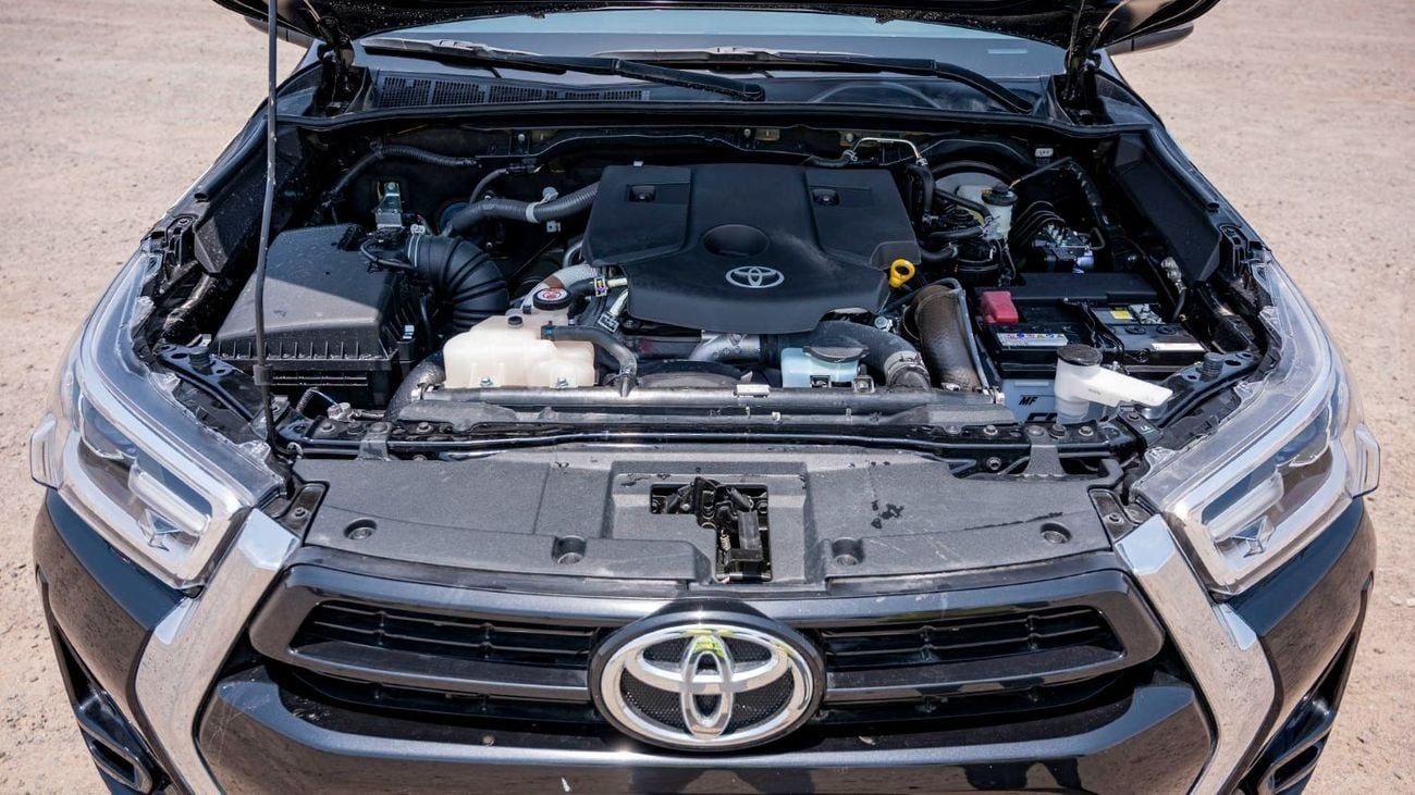 Toyota Hilux SGLX Toyota Hilux Toyota Hilux 2.4L Diesel AT 4x4 Full Option 2025