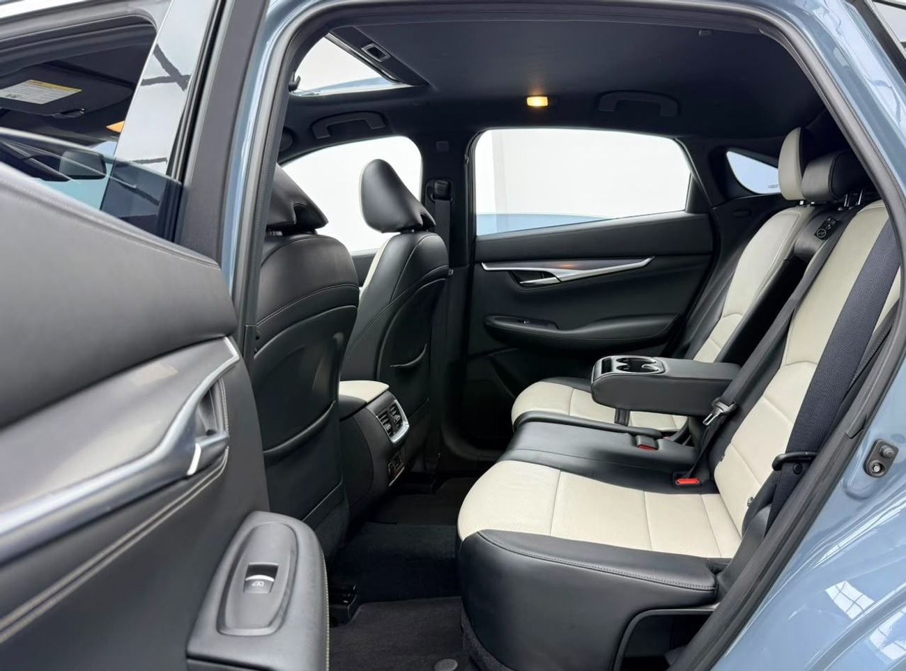Infiniti QX55 LUXE 2022 Infiniti QX55, Auto Guard Warranty, Full Infiniti Service History, GCC Specs