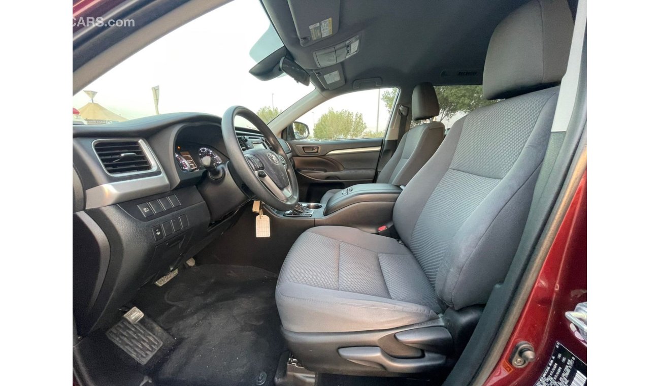 Toyota Highlander 2019 Toyota Highlander LE 2.4L V4 MidOption