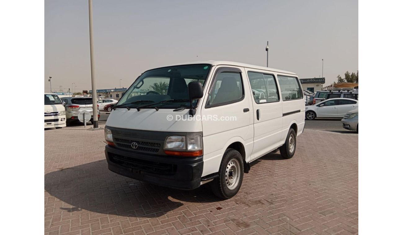 Toyota Hiace TOYOTA HIAVE VAN RIGHT HAND DRIVE (PM1309)