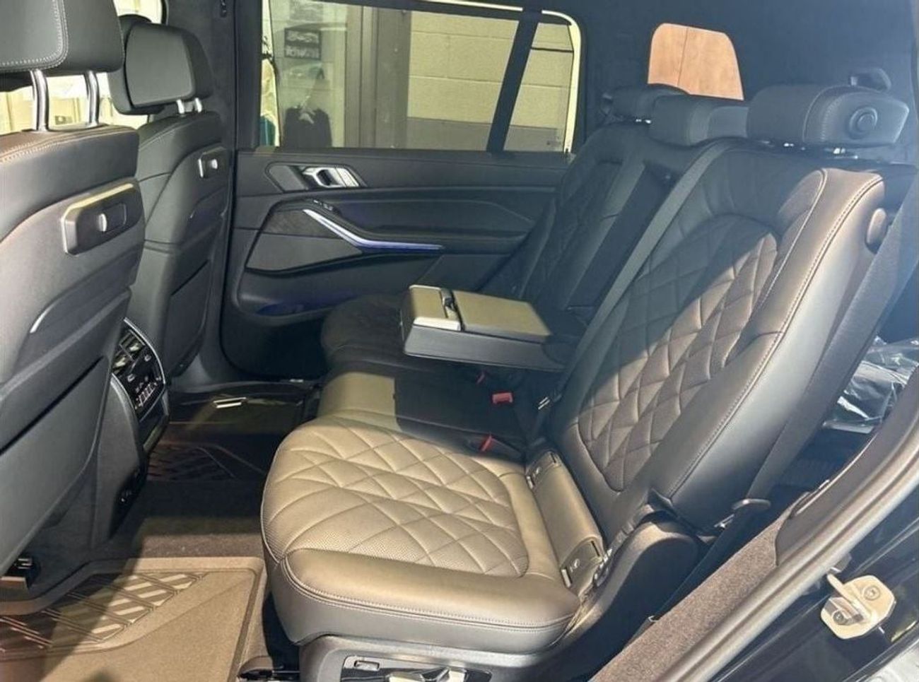 BMW X7 XDrive40i *Export Price*