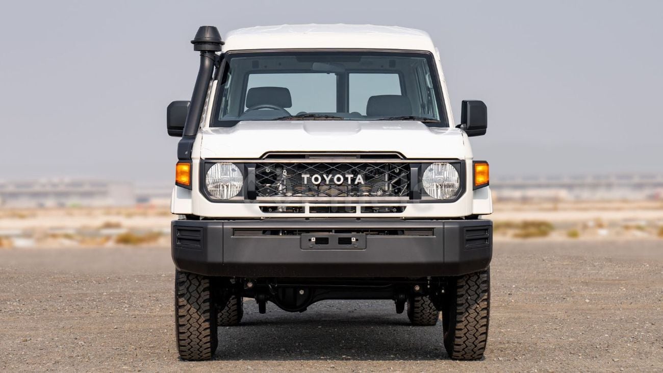 تويوتا لاند كروزر 70 LAND CRUISER LC78
