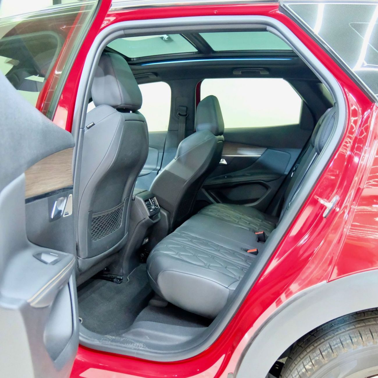 بيجو 3008 Peugeot 3008 GT Line 2023 | GCC Specs | Excellent Condition