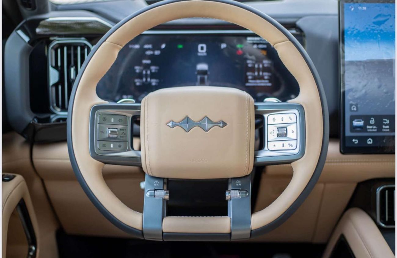 BYD Leopard 8 Smart and Brave Flagship Edition (6 Seats)