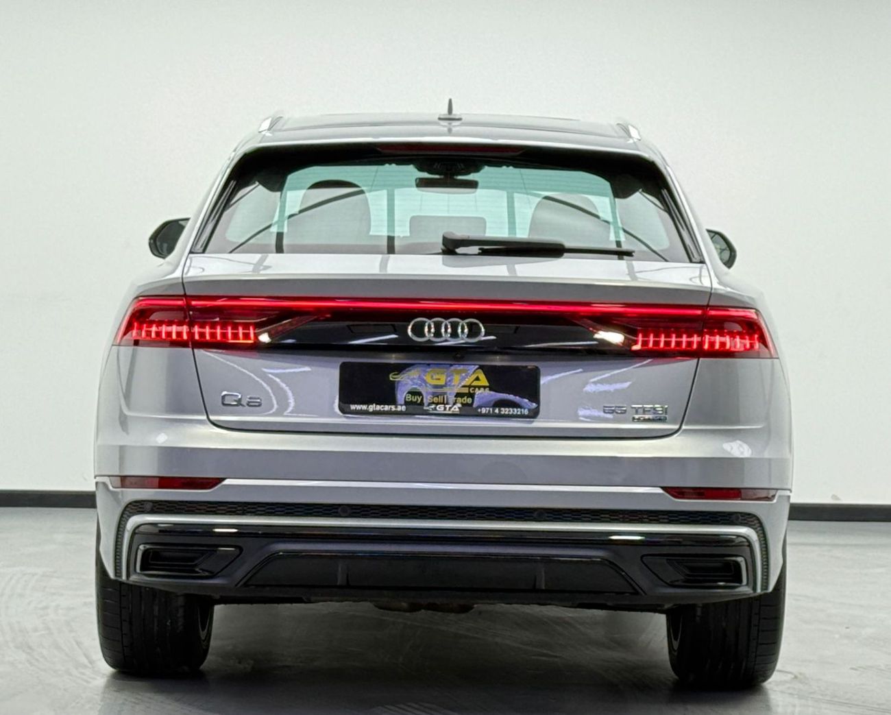 أودي Q8 55 TFSI quattro S-Line 3.0L (340 HP) 2020 Audi Q8 55 TFSI Quattro S-Line Black Edition, Warranty, Fu