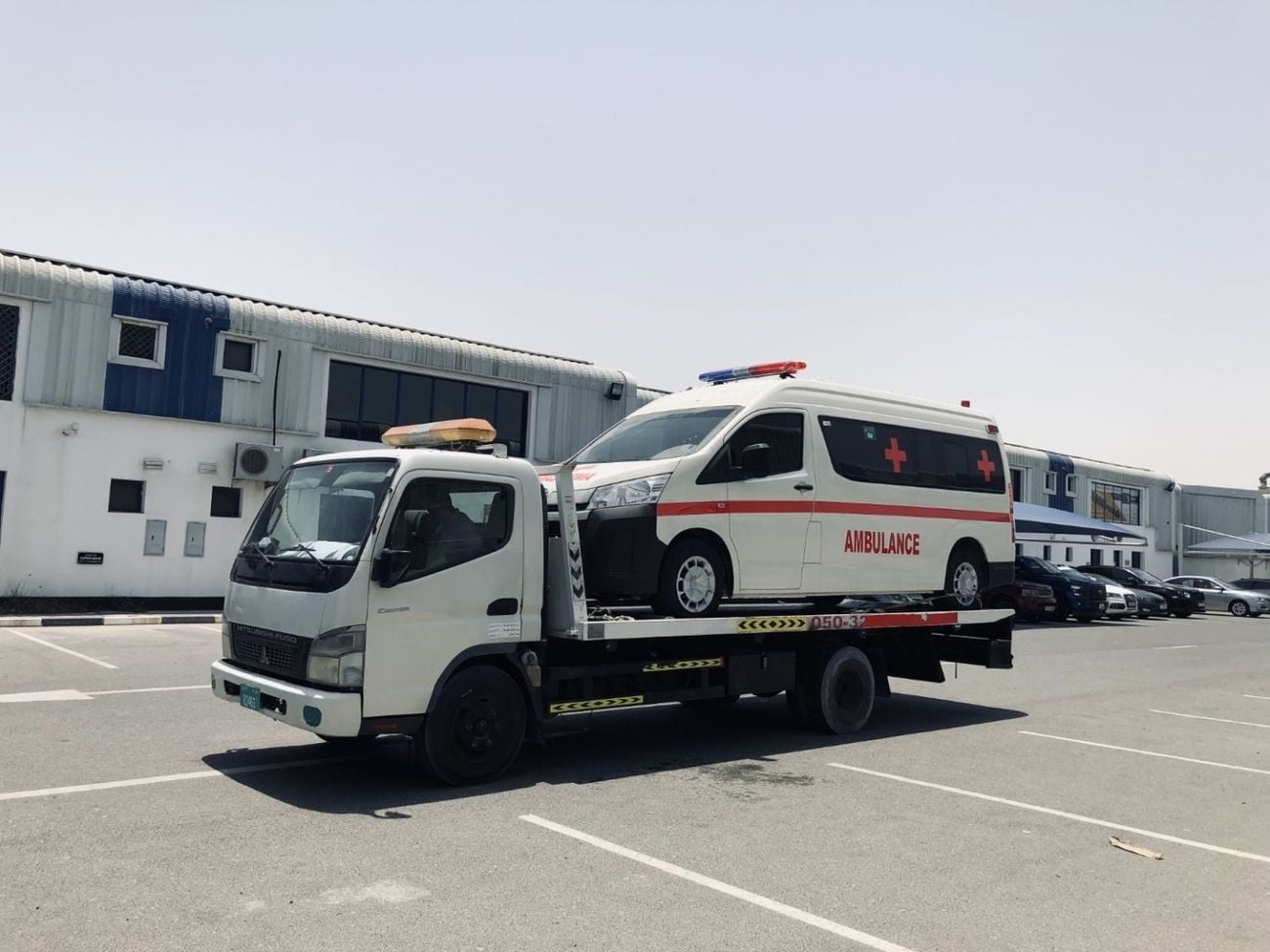 تويوتا هاياس GL DX V6 3.5L Petrol Ambulance Conversion
