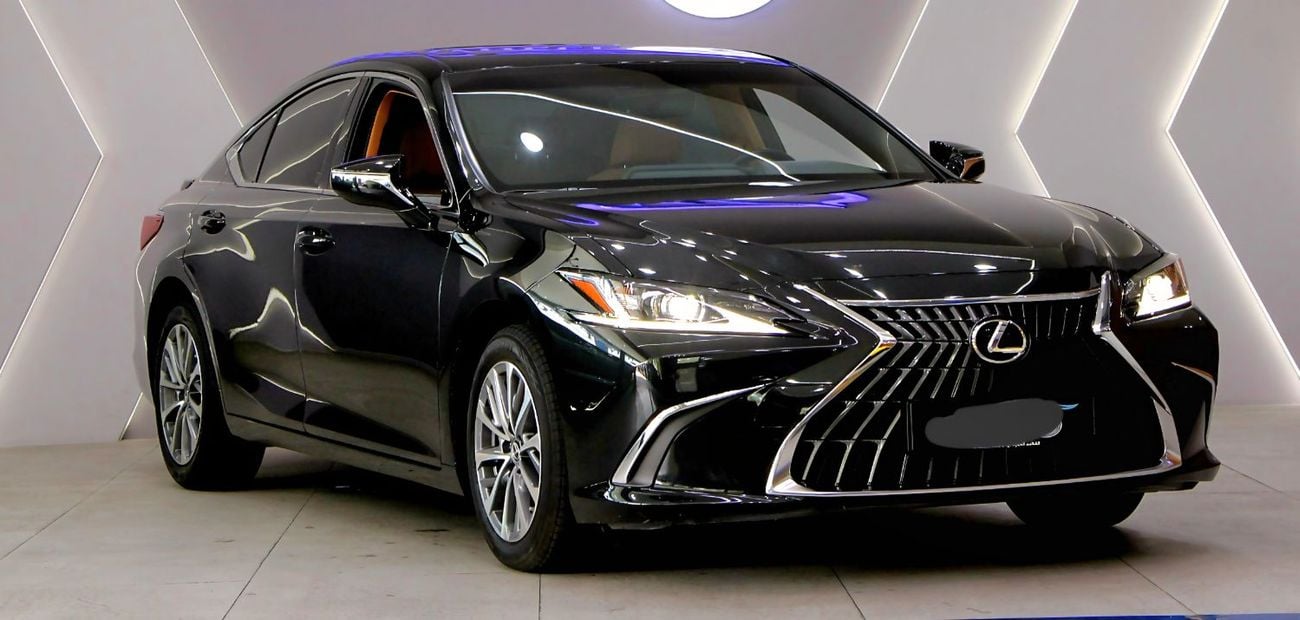 لكزس ES300h GCC // NO ACCIDENTS NO PAINT