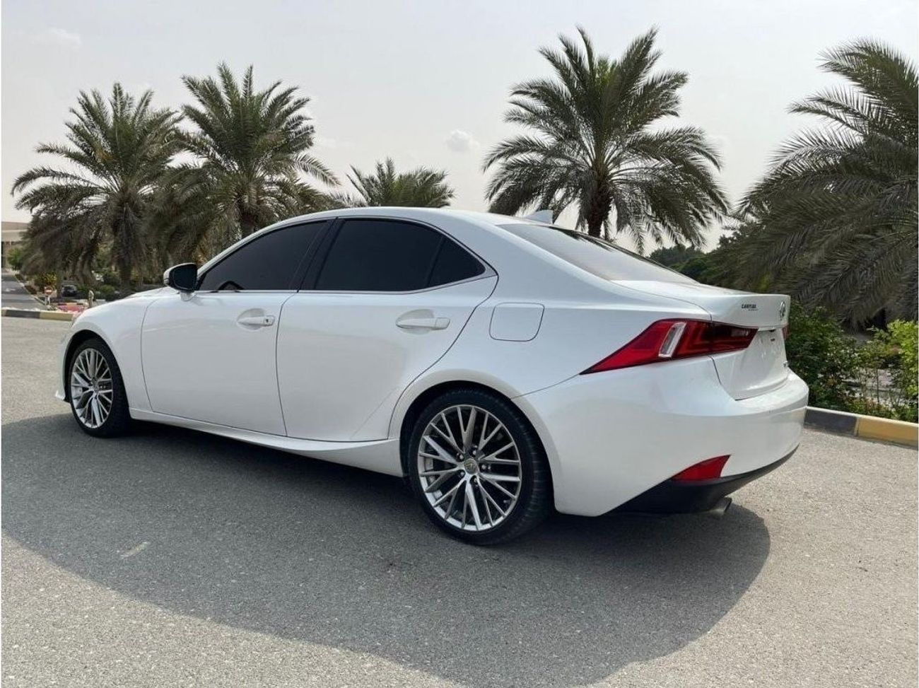 لكزس IS 300 بلاتينوم لكزس اي اس 2016 فل مواصفات