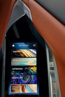 بي أم دبليو 740i M Sport Warranty & Service 2026 GCC