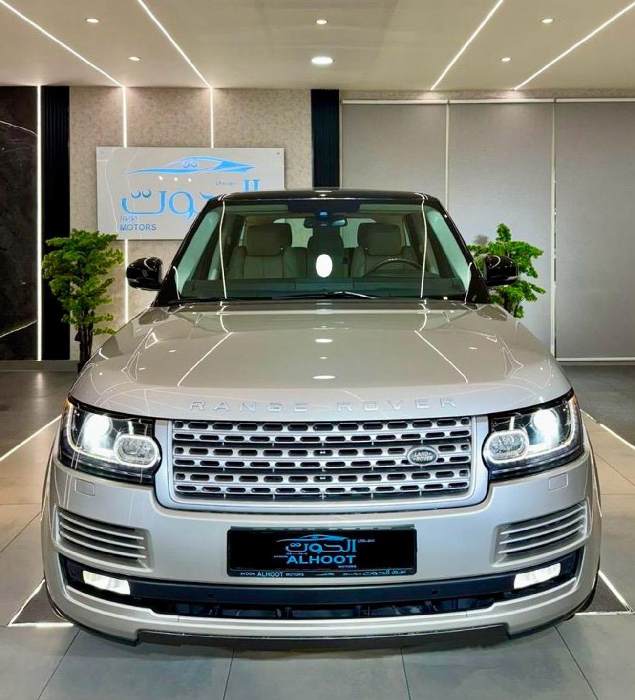 لاند روفر رينج روفر Autobiography 5.0L (510 HP) AUTOBIOGRAPHY GOLDEN RR VOGUE || GCC || SUPERCHARGED || TOP OPTIONS || F