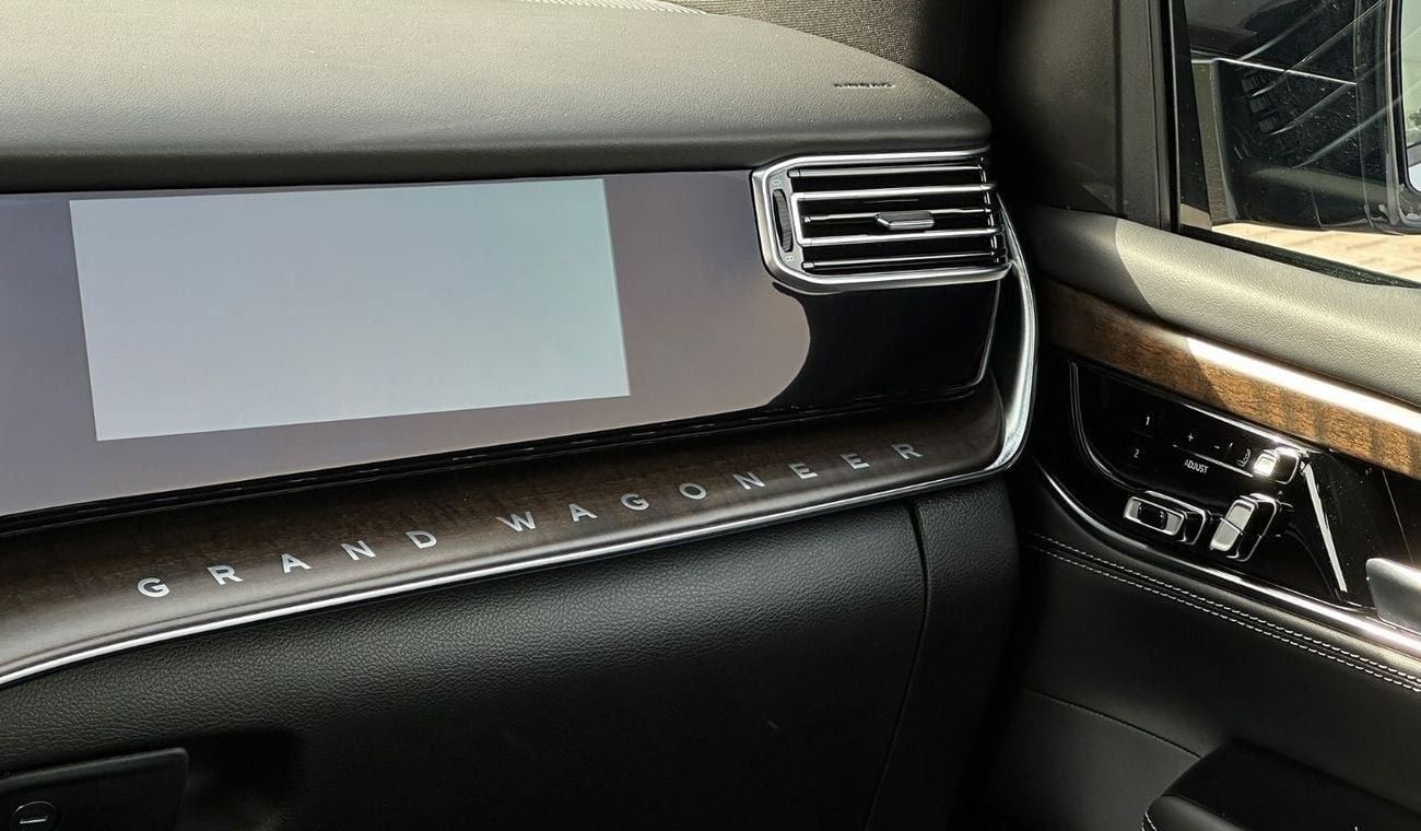 جيب جراند واجونير 3.0T 4WD Series 2 Agency Warranty 2023 GCC 0kms