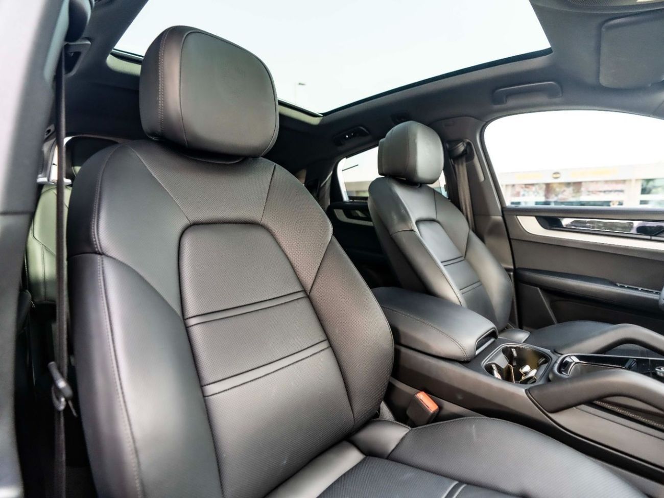 Porsche Cayenne Base Coupe