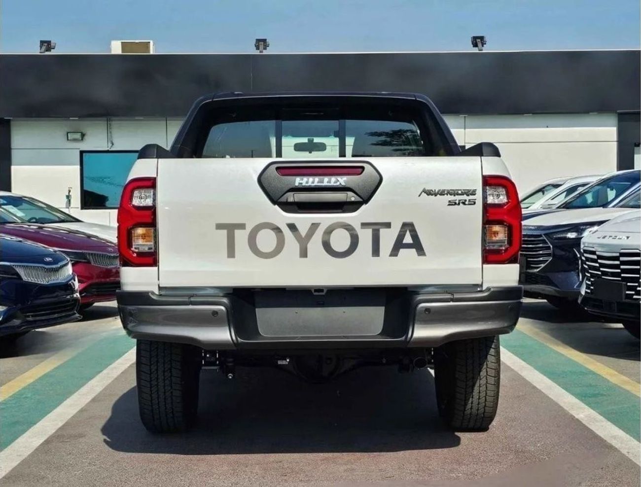 تويوتا هيلوكس DC Adventure 4.0L Petrol