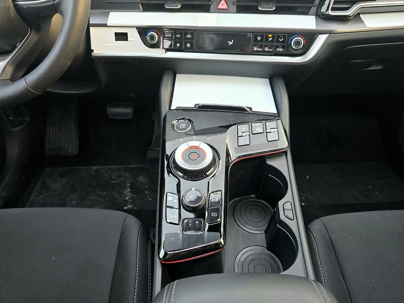 Kia Sportage KIA SPORTAGE EX 1.6L Turbo A/T SUV White pearl 2025 model