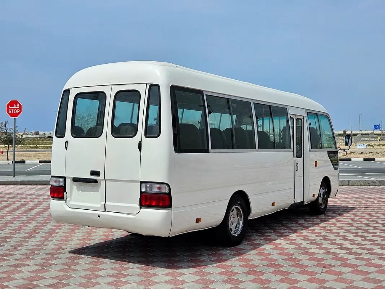 تويوتا كوستر Fresh Japan Import Immaculate Condition 30 Seater Diesel With Low KM