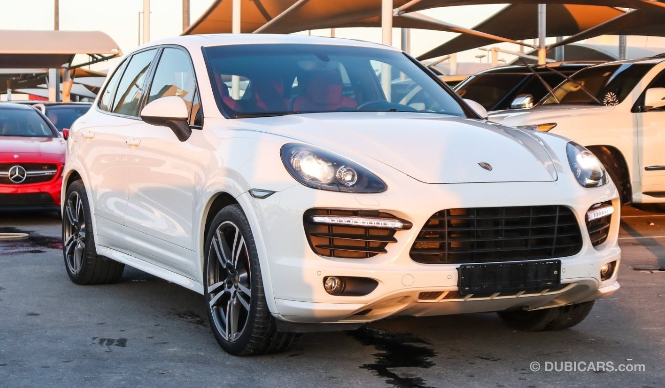 Porsche Cayenne GTS