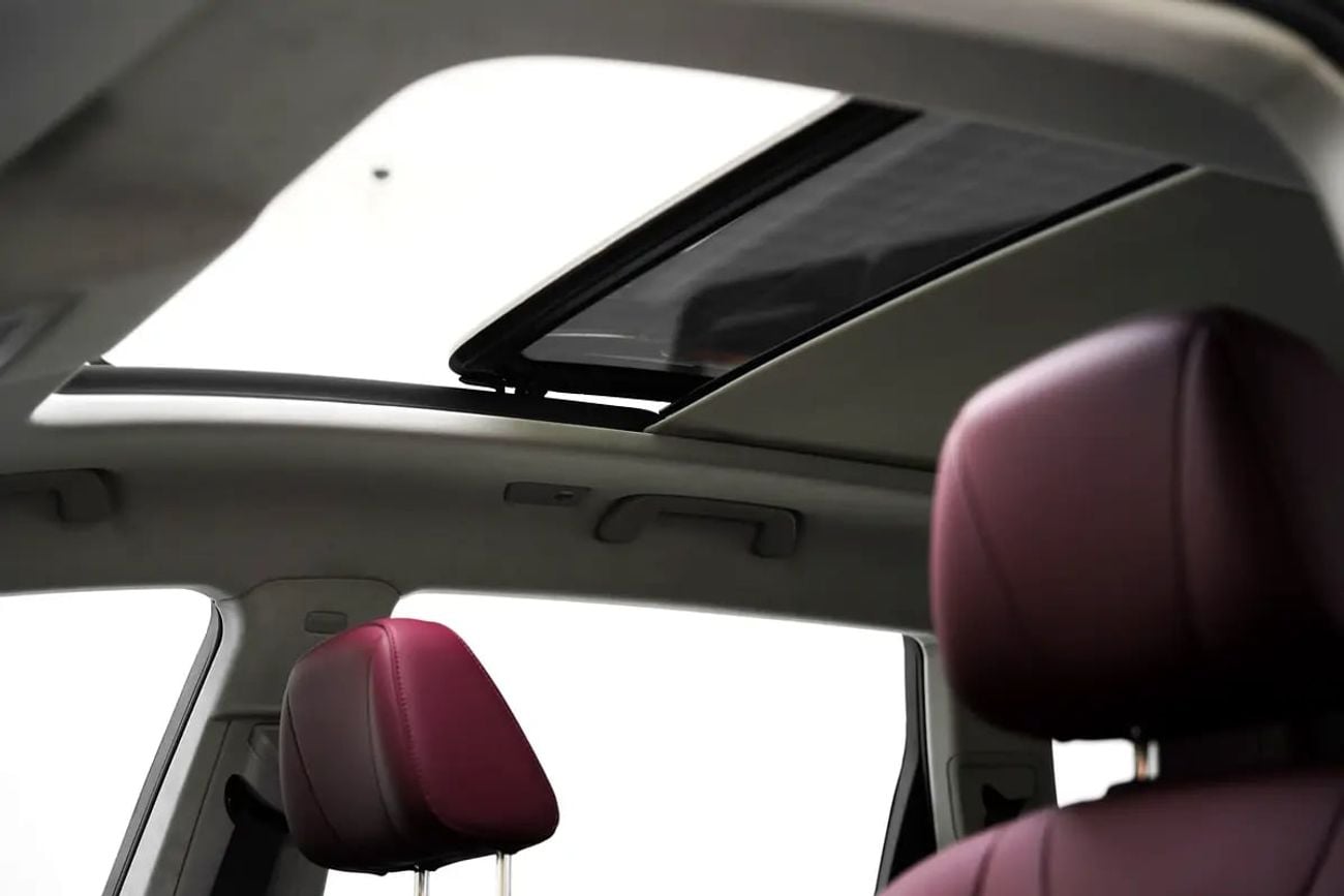 HONGQI HS7 FLAGSHIP WITH WARRANTY