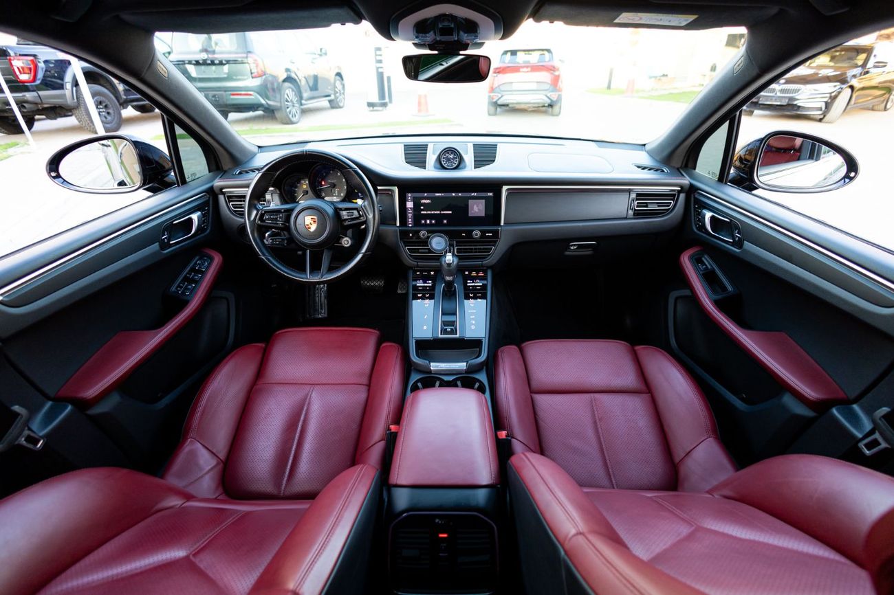 Porsche Macan T 2.0L (260 HP)