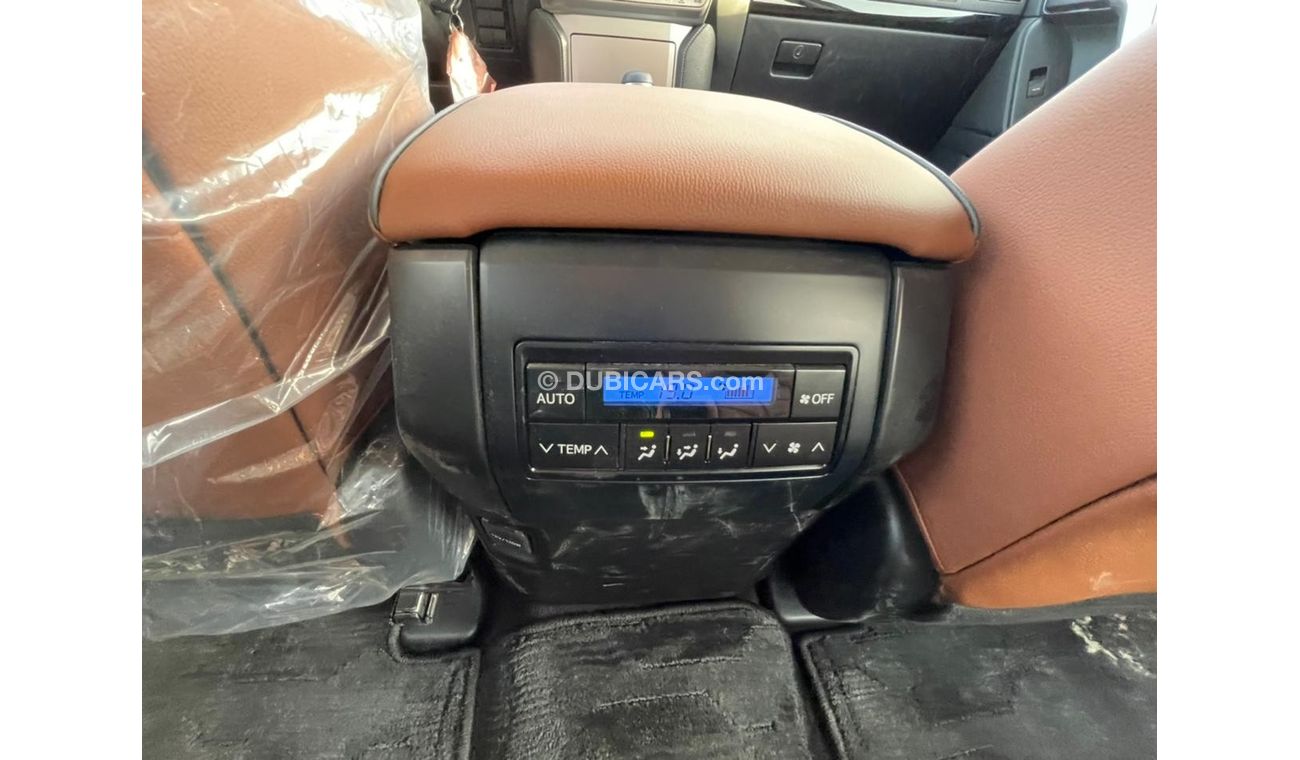 Toyota Prado TOYOTA PRADO VX.R, 2.7L, PETROL, AUTOMATIC, WITH LEATHER INTERIOR MODEL 2021, WHITE EXTERIOR WITH BR