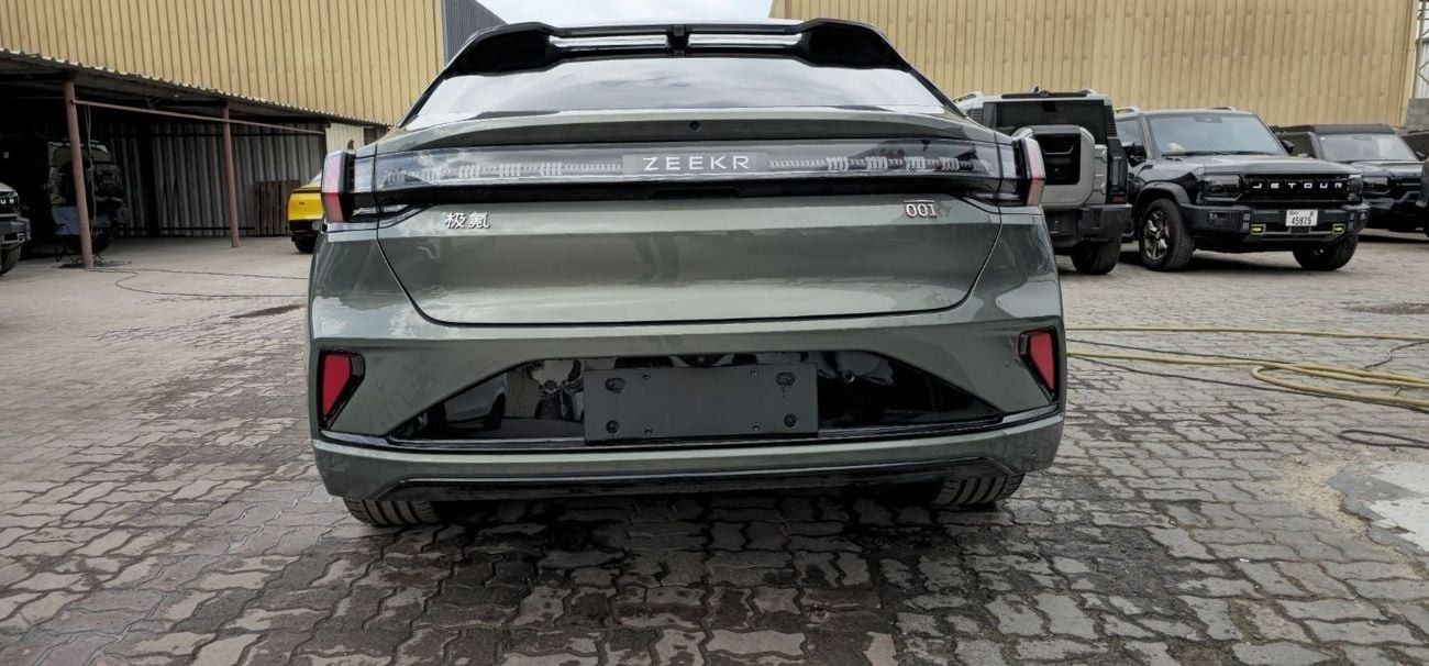 زيكر 001 Long Range RWD