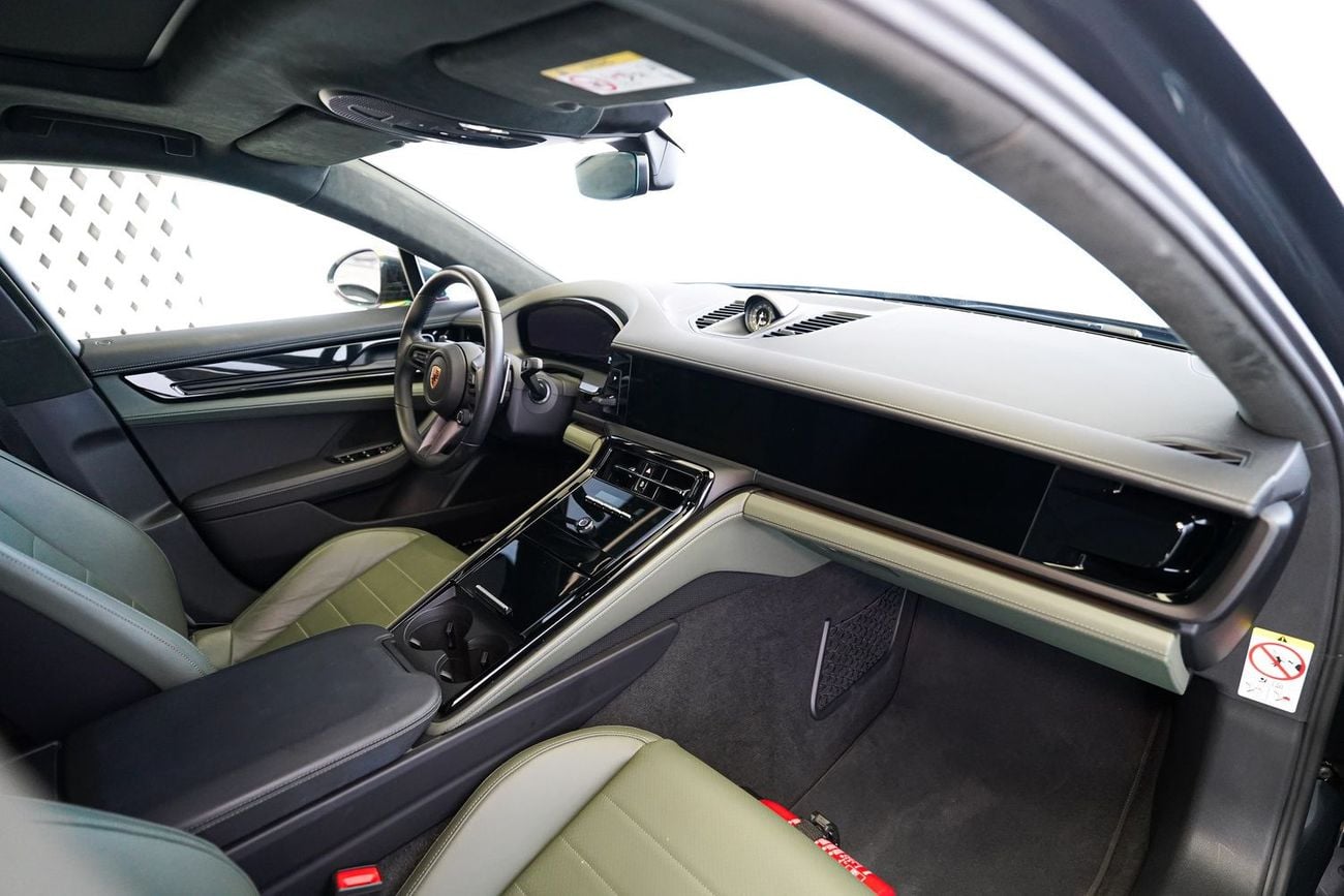 Porsche Panamera 4 3.0L