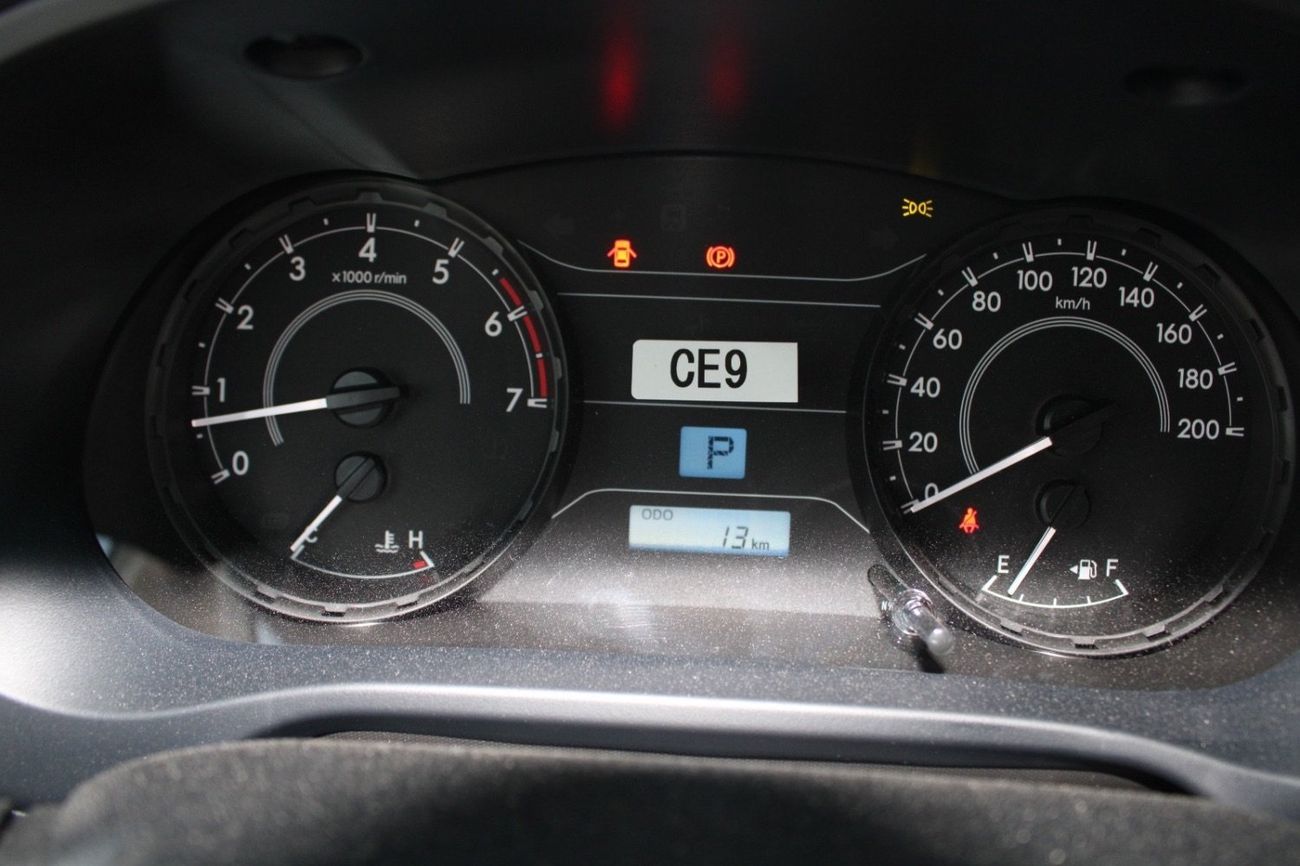 Toyota Hilux DLS 2.7L