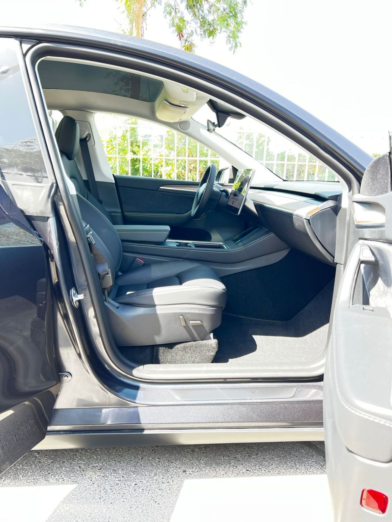 Tesla Model Y Long Range (AWD)