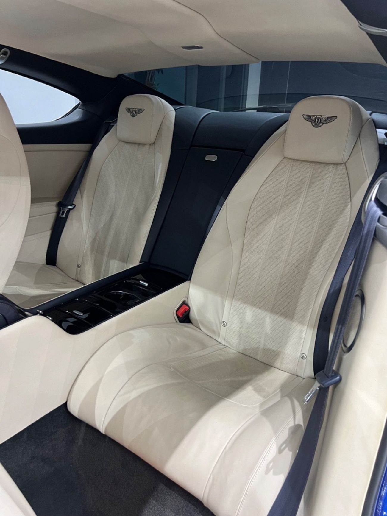 بنتلي كونتيننتال جي تي