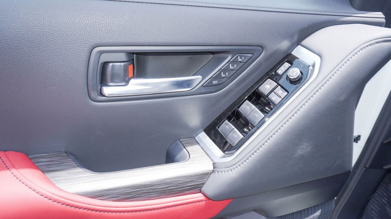 تويوتا لاند كروزر GR SPORT 3.5L V6