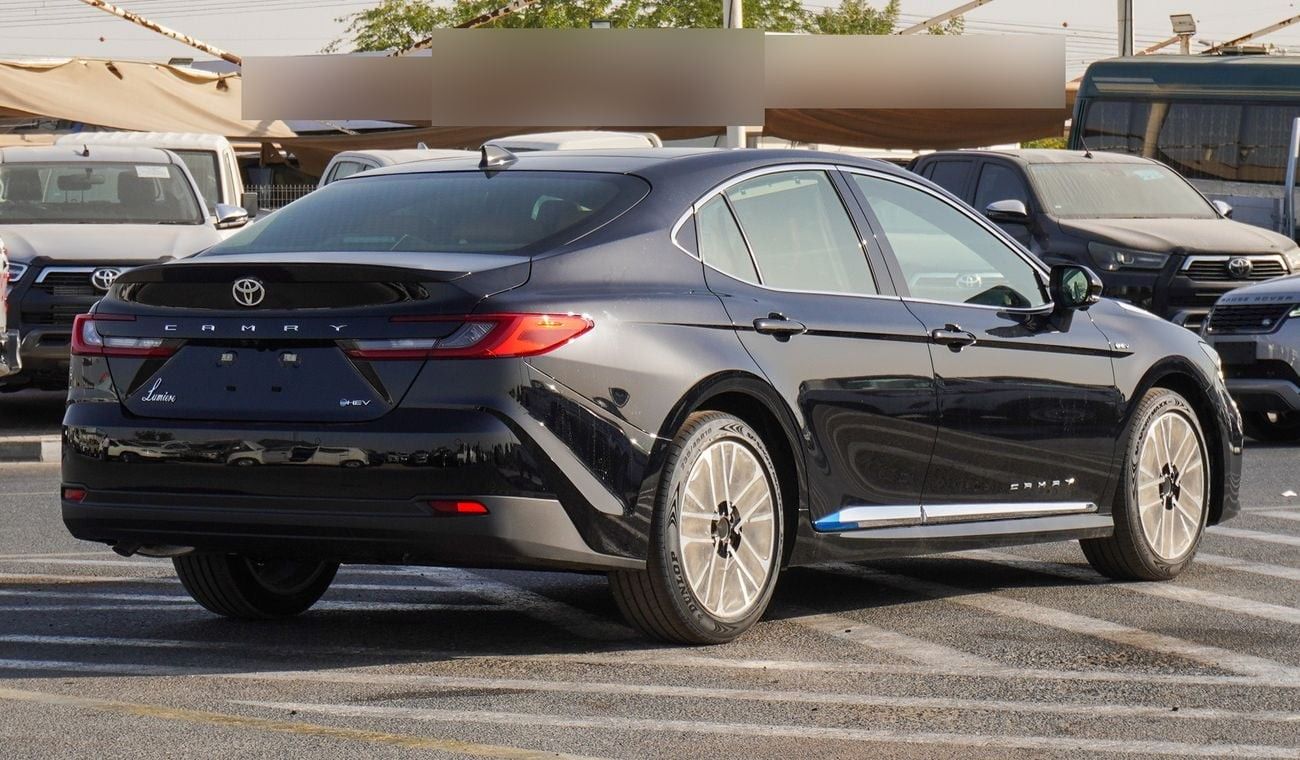 Toyota Camry Lumiere 2.5L Hybrid