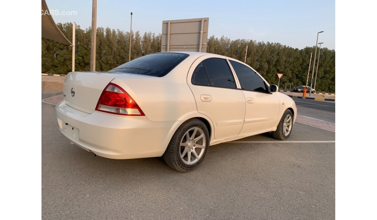 Nissan Sunny Nissan sunny   model 2012  gcc very celen car km 202,811   price 10,000 m/00971545994592