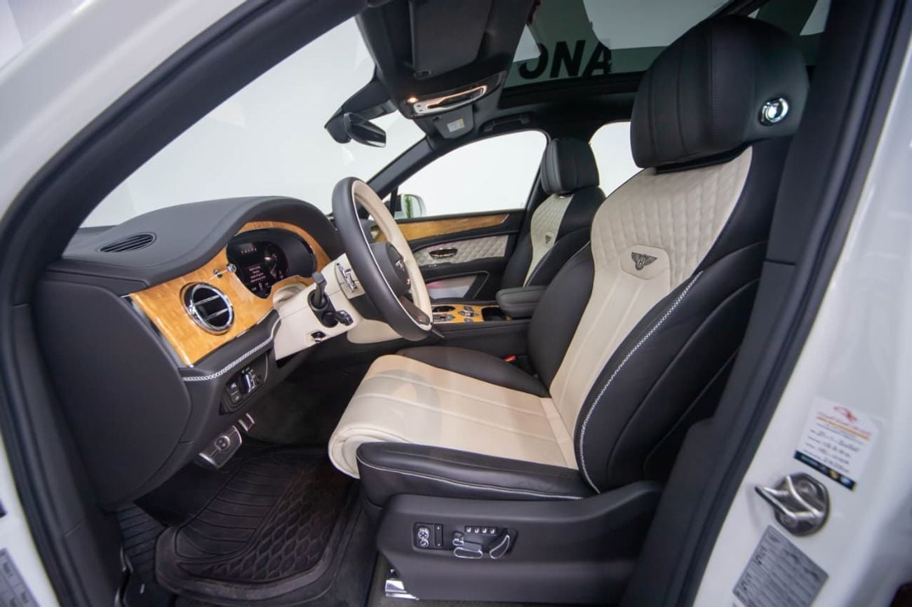 بنتلي بينتايجا Bentayga 4.0T