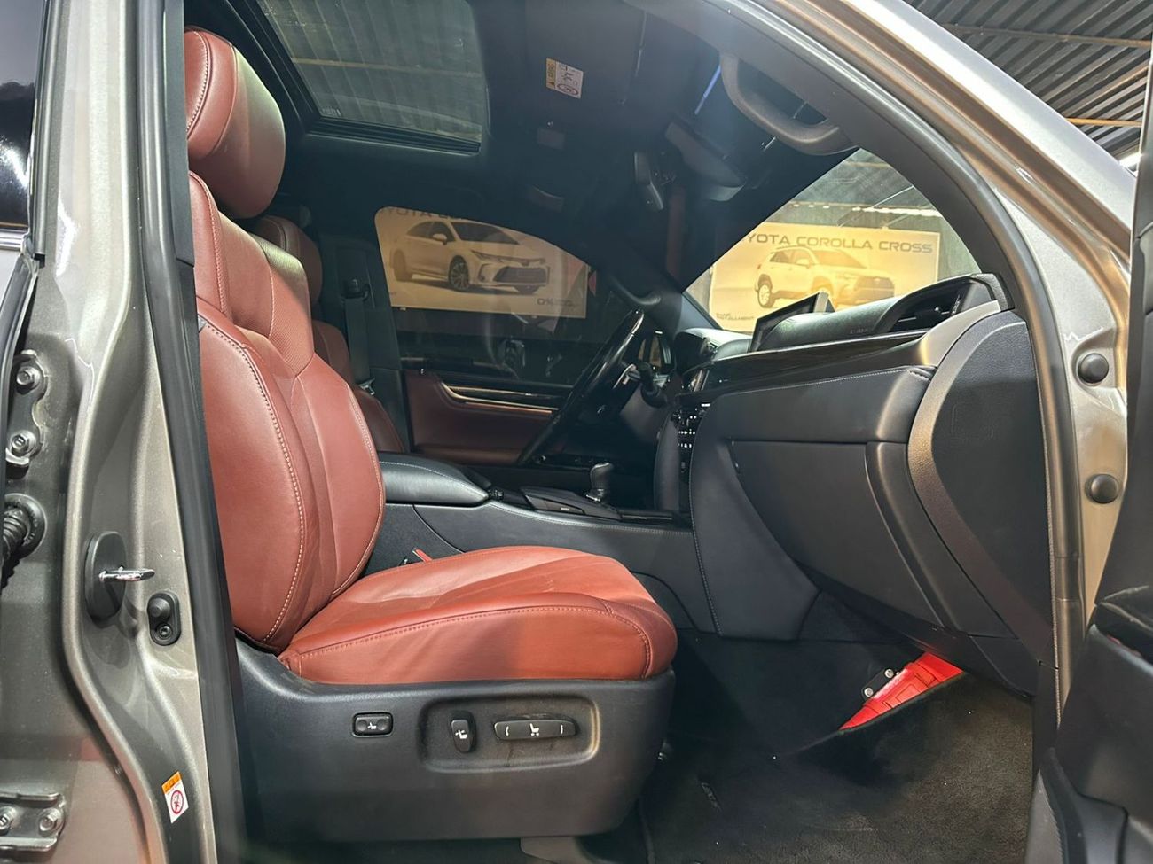 لكزس LX 570 Sport Platinum 5.7L