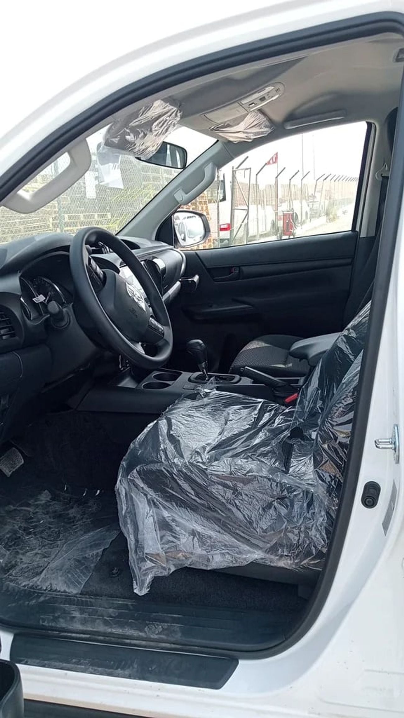 Toyota Hilux DLX Hilux 2.4 Diesel || Automatic || 2026