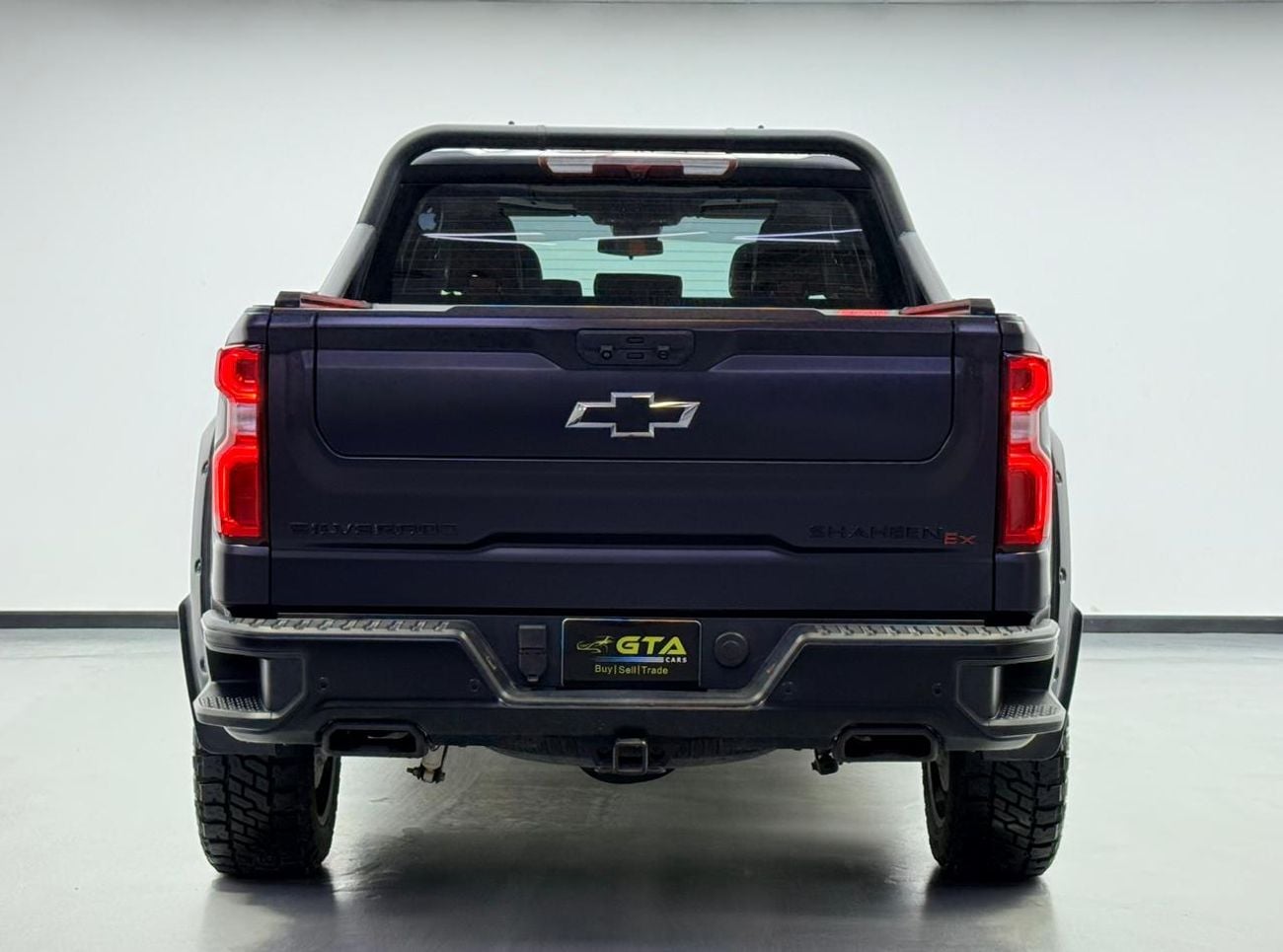 شيفروليه سيلفارادو 2023 Chevrolet Silverado Trail Boss Z71 Shaheen Edition, 2027 Chevrolet Warranty, Low Km, GCC