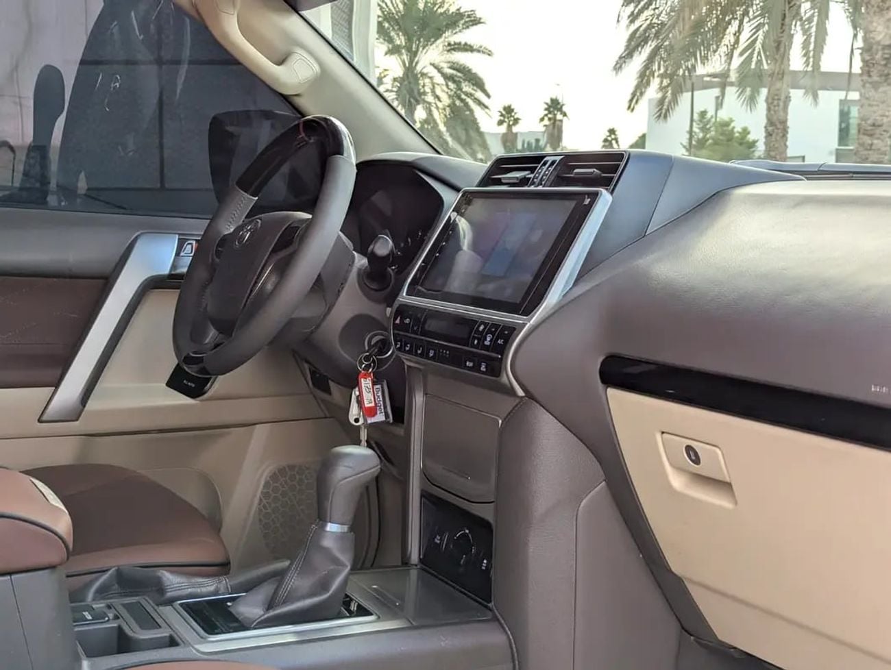 Toyota Prado TX-L GCC V4 2.7L ACCIDENT FREE IN EXCELLENT CONDITION