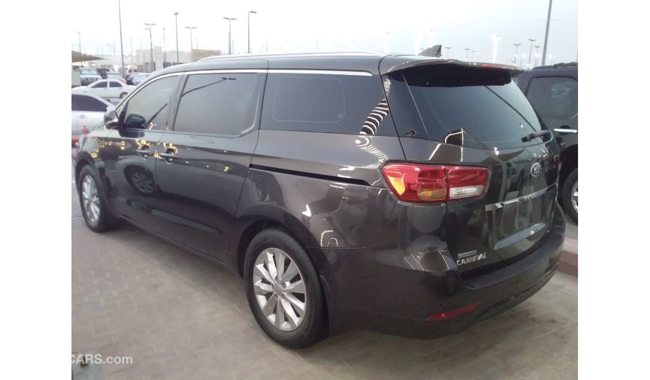 كيا كارنيفال Kia Carnival 2016 GCC