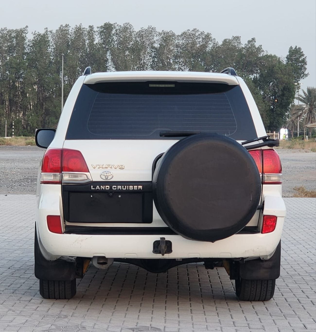 Toyota Land Cruiser VXR
