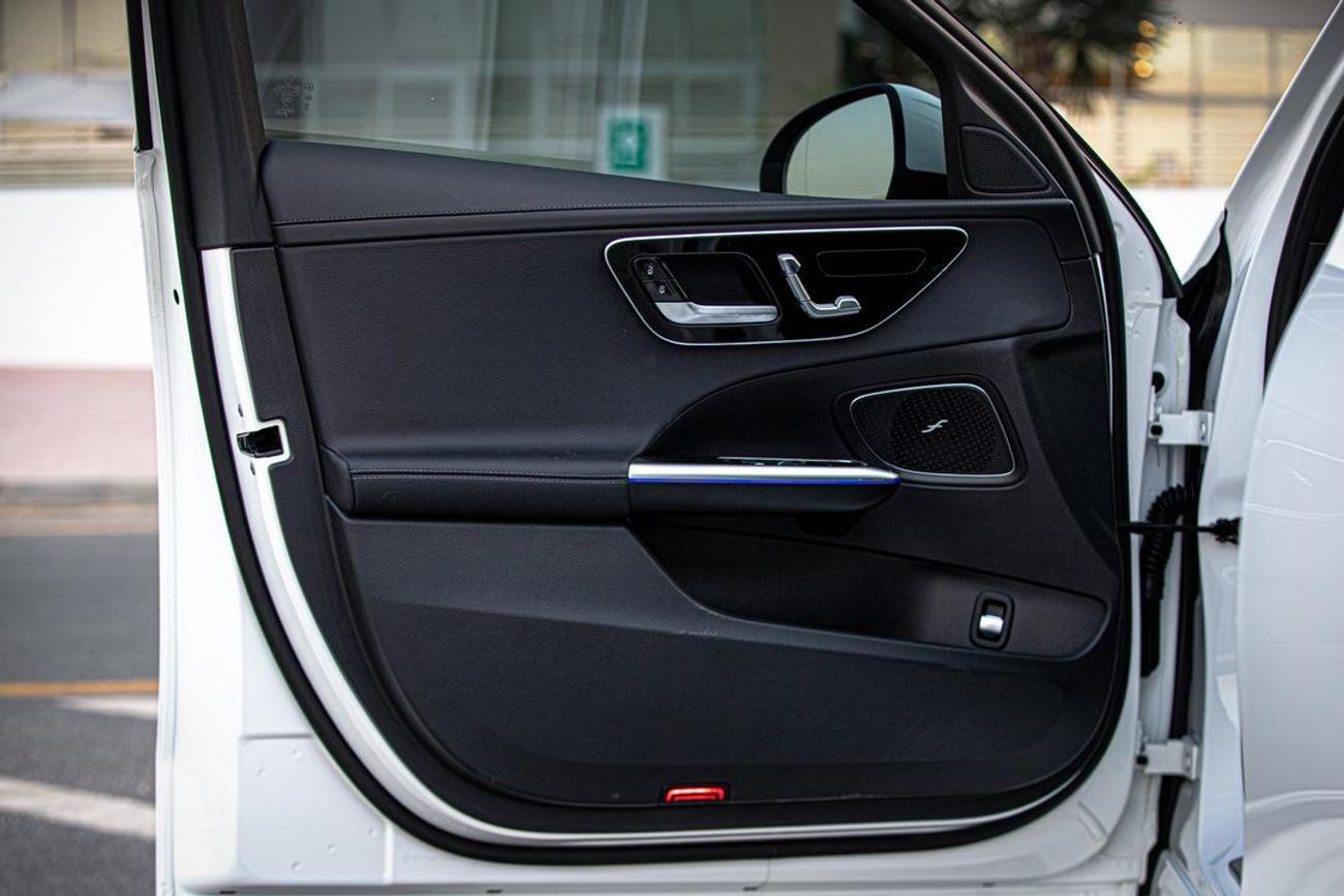 مرسيدس بنز C 200 L clean title