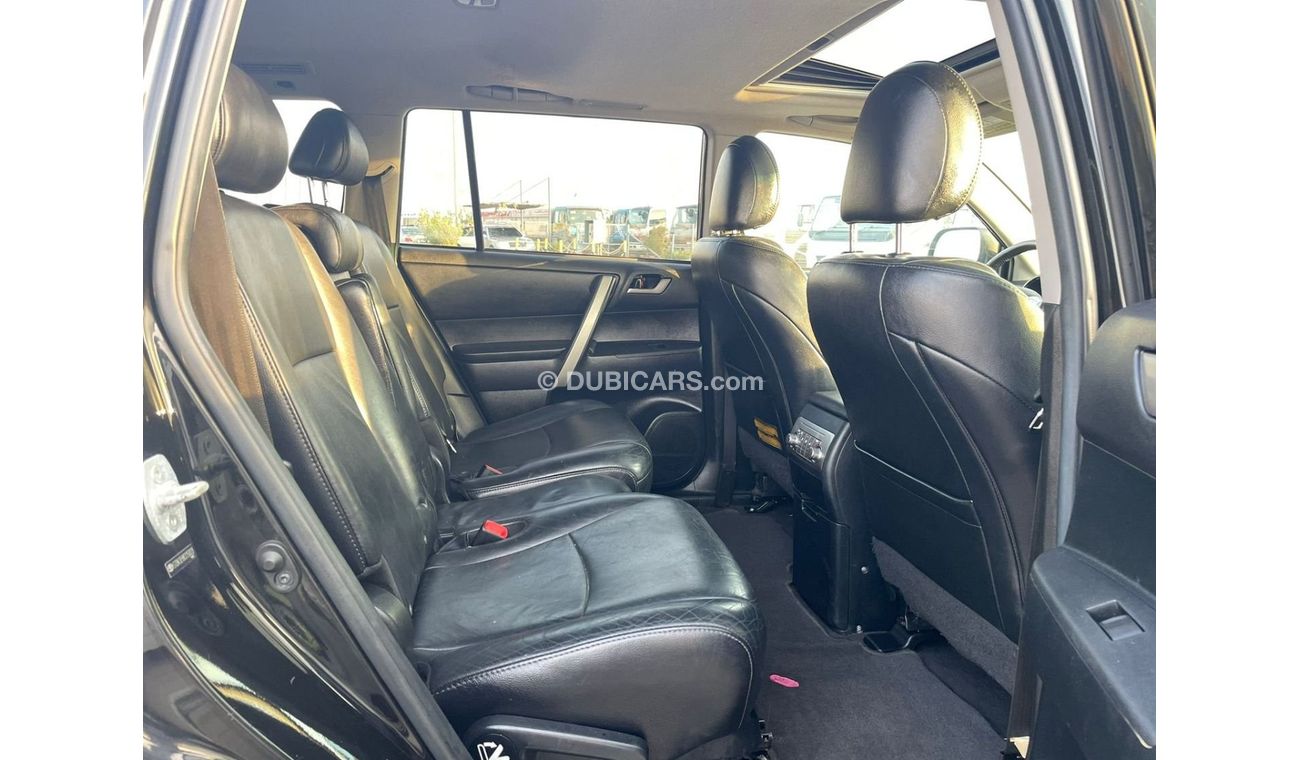 Toyota Highlander 2012 Toyota Highlander 4x4 / EXPORT ONLY/ فقط للتصدير