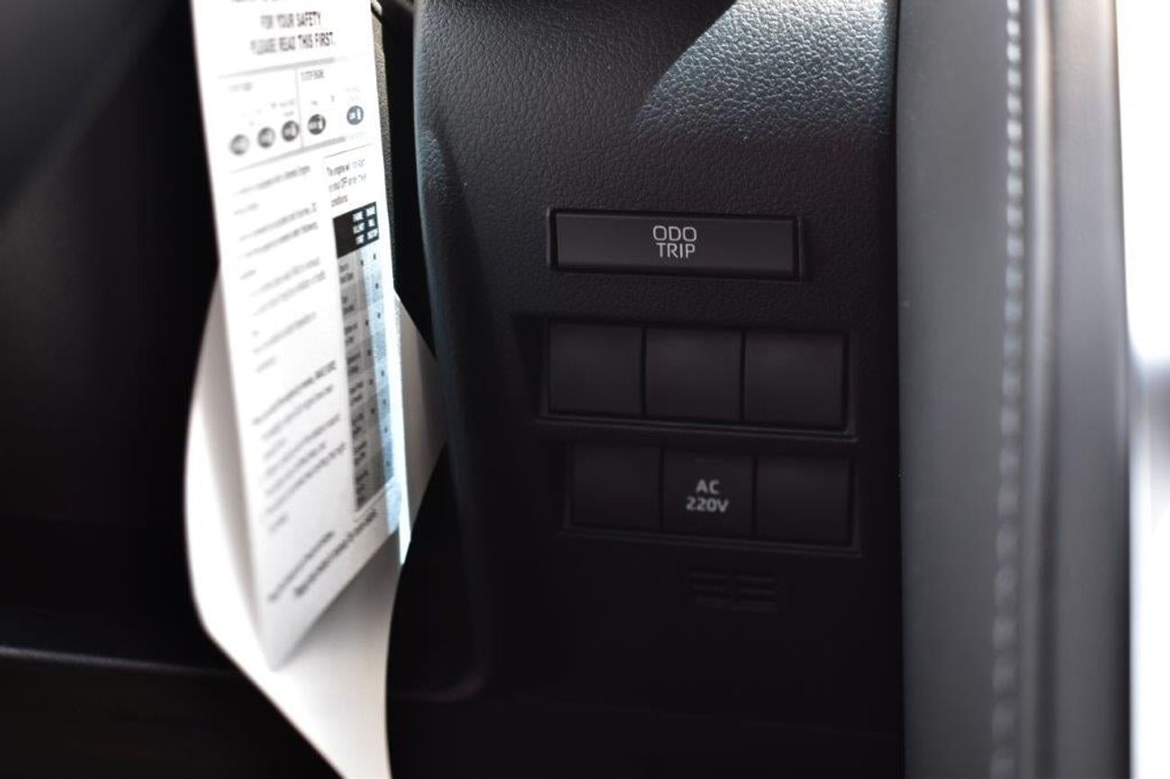 Toyota Land Cruiser 3.5T VXR Hybrid