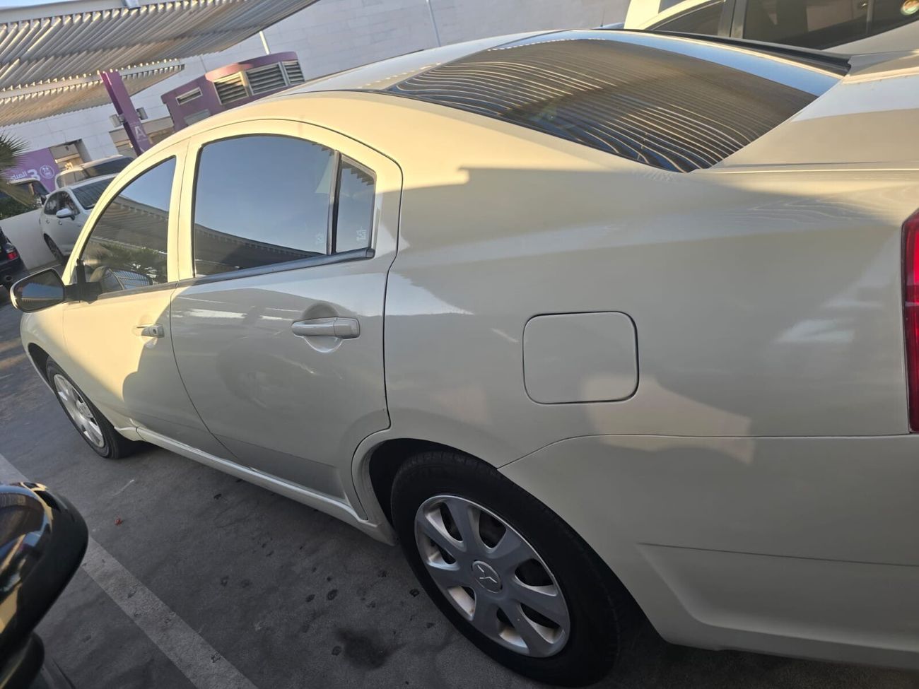 ميتسوبيشي جالانت ES 2.4L